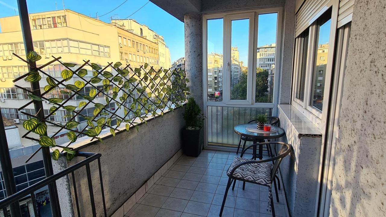 Windows City Apartment Belgrad Zewnętrze zdjęcie
