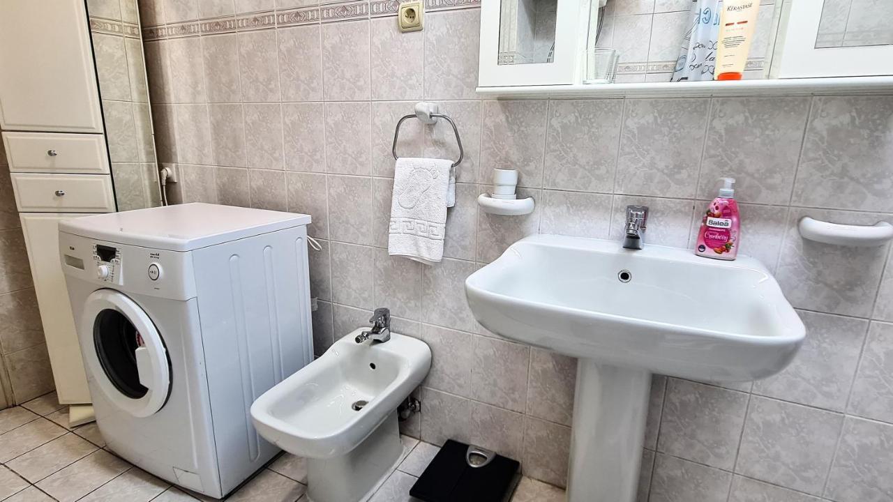 Windows City Apartment Belgrad Zewnętrze zdjęcie