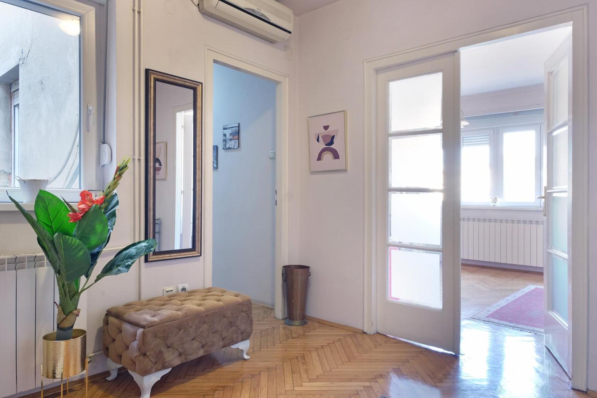 Windows City Apartment Belgrad Zewnętrze zdjęcie
